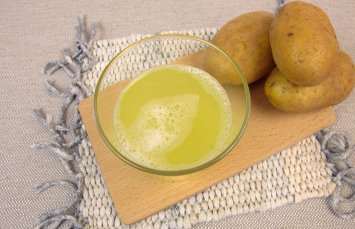 Картофельный сок при панкреатите – можно или нет и насколько действенный способ избавления от болезни