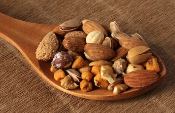 Орехи при панкреатите – что говорят народные целители и специалисты традиционной медицины