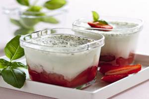 Как приготовить подходящий для больного панкреатитом йогурт